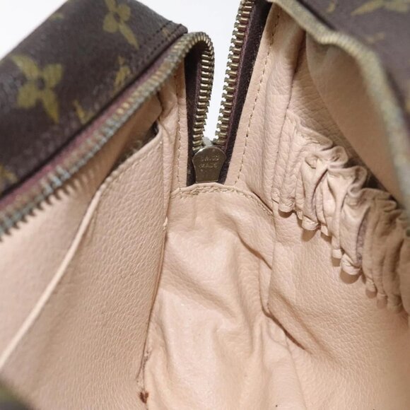 LOUIS VUITTON Monogram Trousse Toilette 23 Clutch Bag - Picture 15 of 16